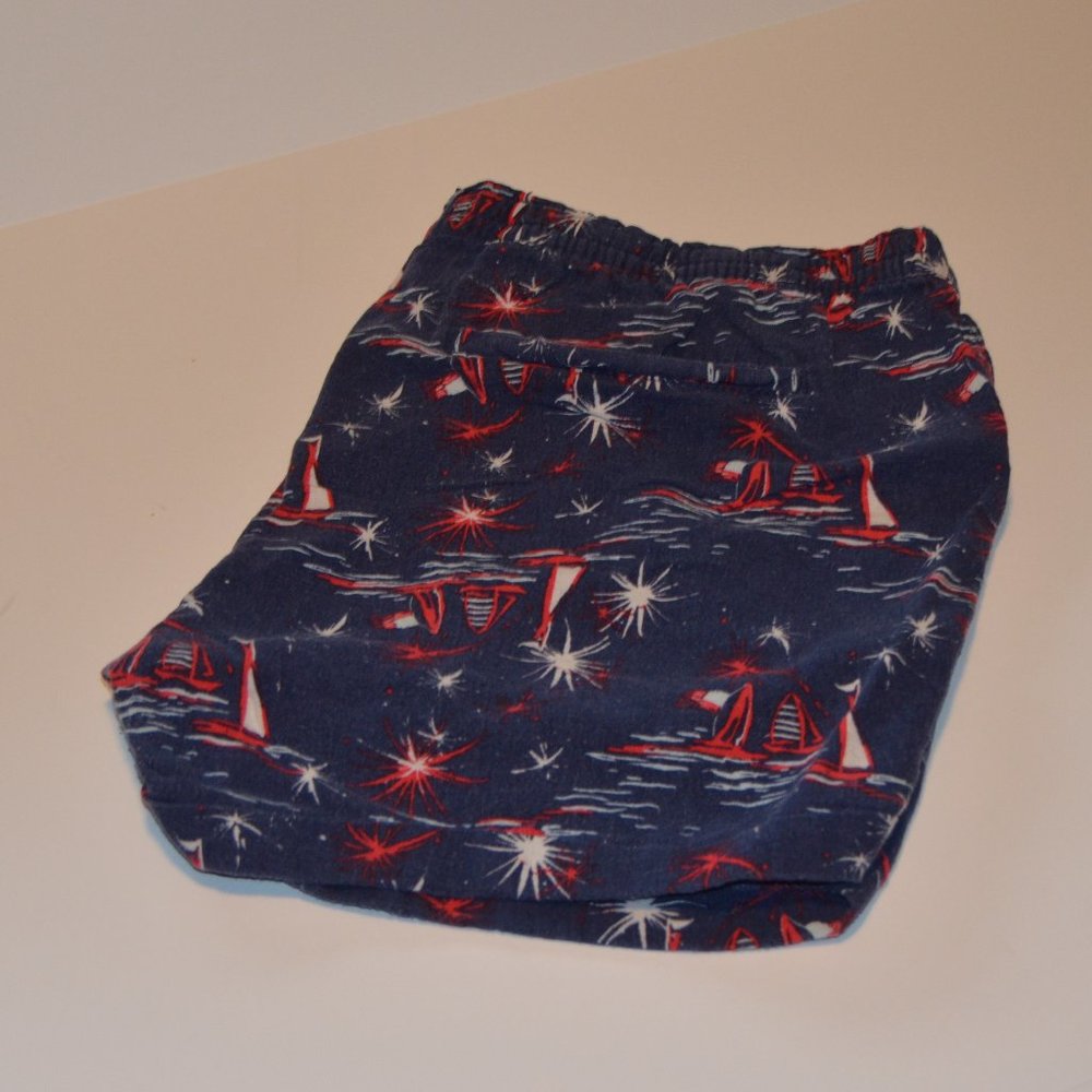 Shorts - Picture 3 of 6